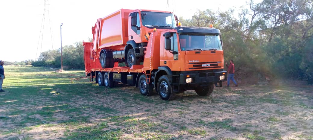 ساحبة (ناقلة آليات)